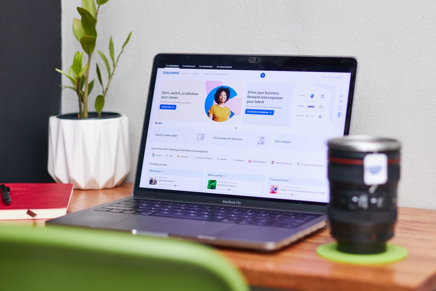 Crafting an Engaging Professional Presence